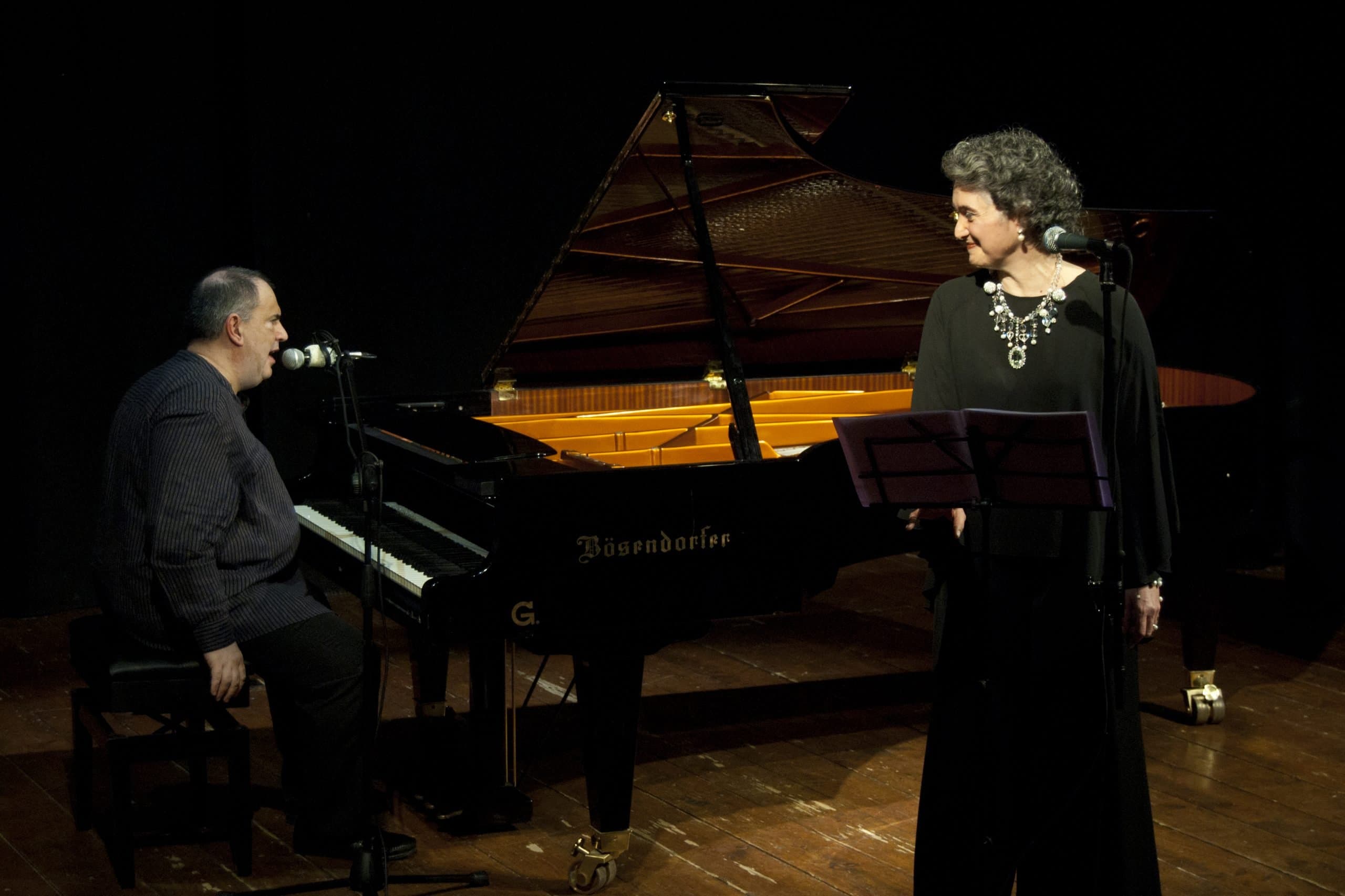 Duo Lalimberti in concerto: Duccio al pianoforte e Lali alla voce